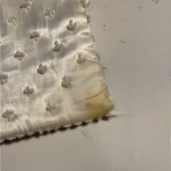 Vintage Style Clutch with Sequin& Bead Detailing 4 x 8” interior smaller pocket - Picture 5 of 9